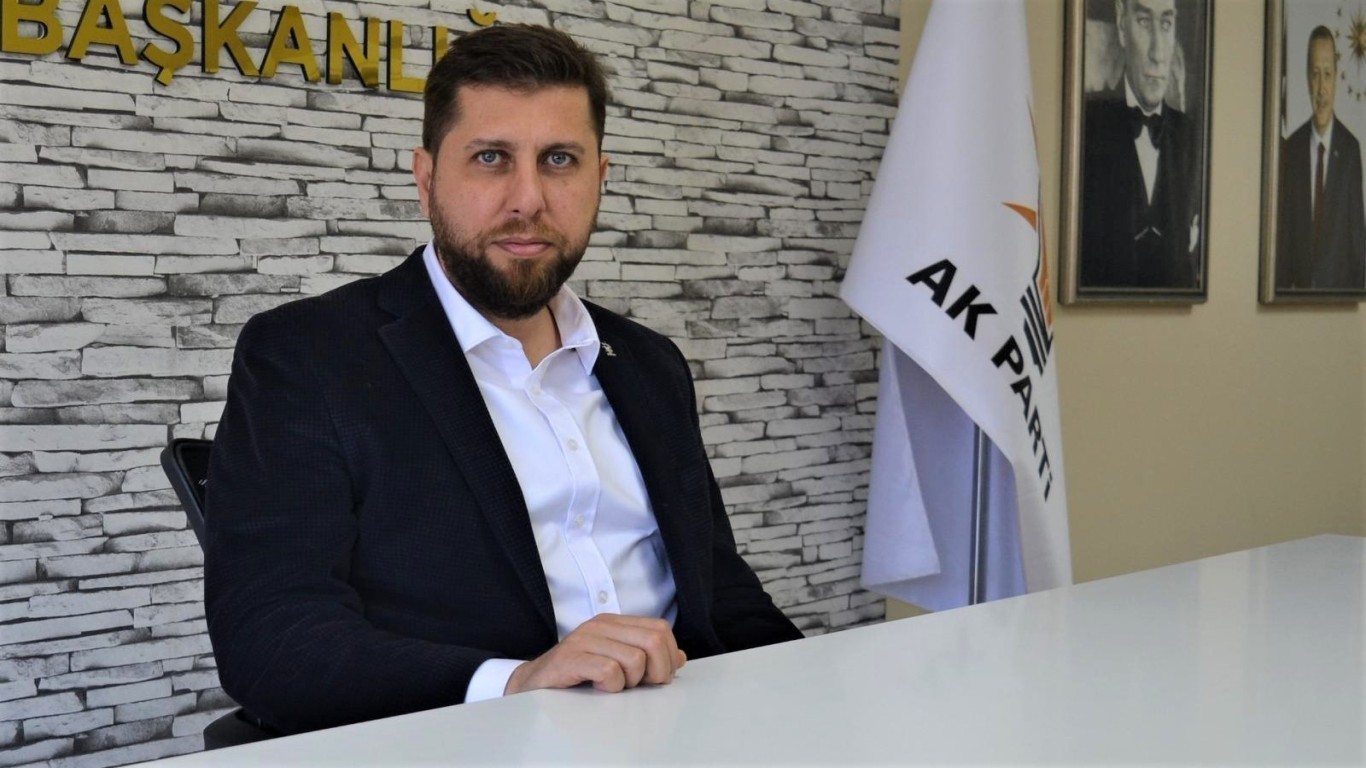 Kandemir: Bu Zafer, Esareti Reddeden Bir Milletin İrade Beyanıdır